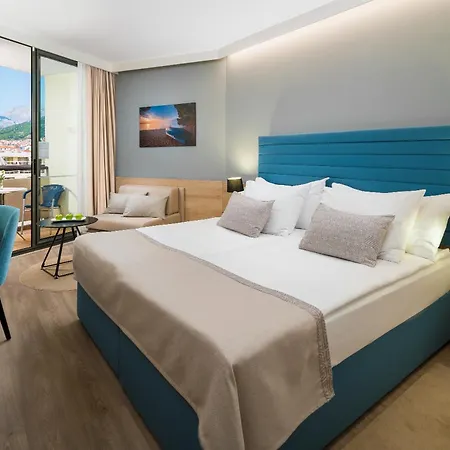 Szálloda Valamar Meteor Makarska