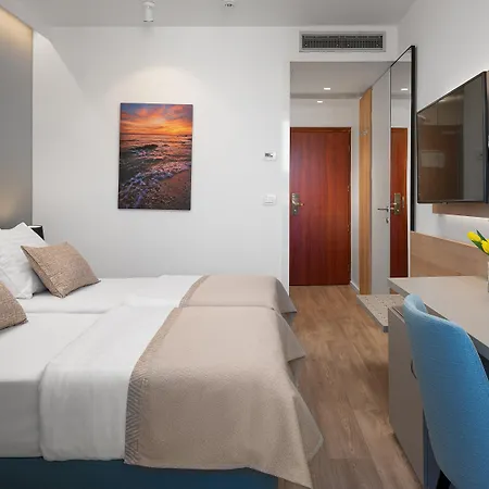 Valamar Meteor מאקרסקה