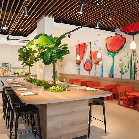 Valamar Meteor Szálloda