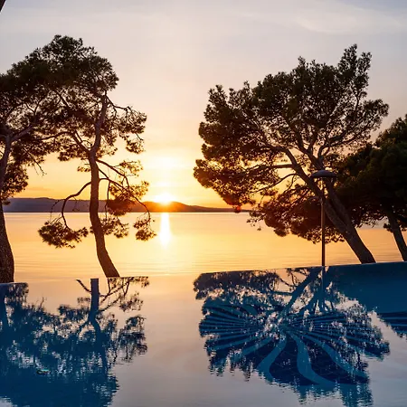 Szálloda Valamar Meteor