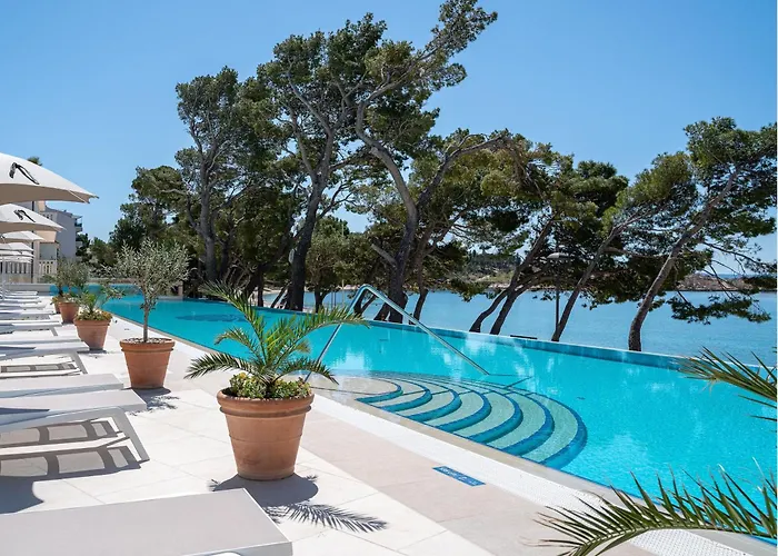 Valamar Meteor 4* Μακάρσκα